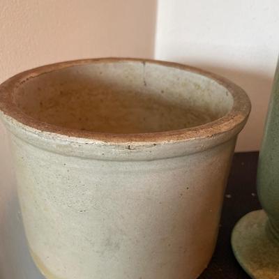 Haeger vase and 2 crocks