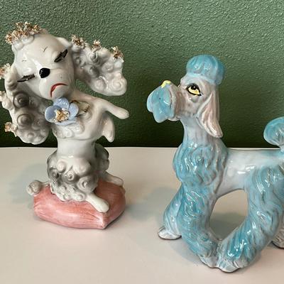 Ceramic Poodle w/eyelashes, vtg blue redware poodle