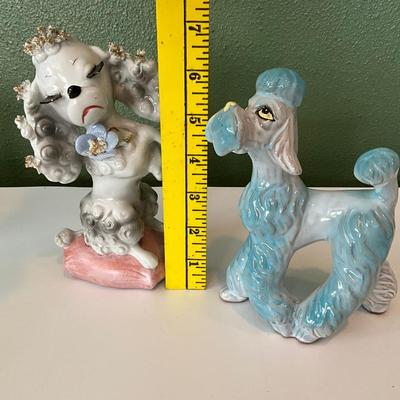 Ceramic Poodle w/eyelashes, vtg blue redware poodle
