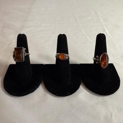 Alluring Amber Jewelry and Beads (K-HS)