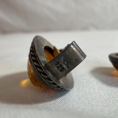 Alluring Amber Jewelry and Beads (K-HS)