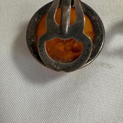 Alluring Amber Jewelry and Beads (K-HS)