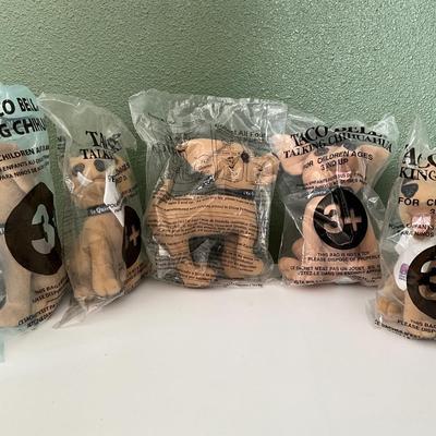Taco Bell Talking Chihuahua 5 (still in bag and talks)