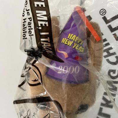 Taco Bell Chihuahua 4, includes holiday dogs