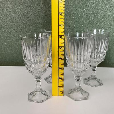 Fostoria Wine Glasses set of 4