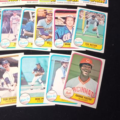 1981 DONRUSS AND FLEER BASEBALL TRADING CARDS