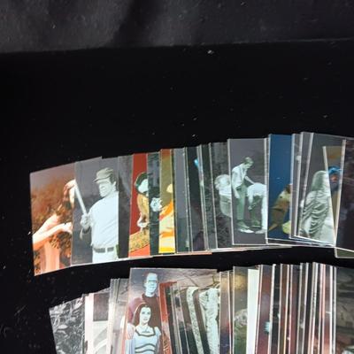 1996 THE MUNSTERS TRADING CARDS