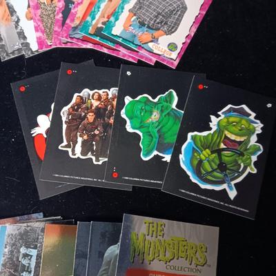 VARIETY OF TRADING CARDS - THE COLLEGE, THE MUNSTERS & GHOSTBUSTERS II