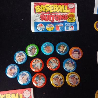 BASEBALL BUTTONS
