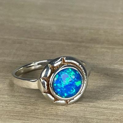 Sterling Silver blue Opal Ring 7