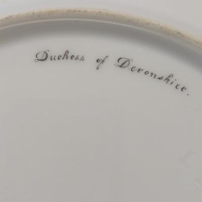 Set Of 8 Lamb Dresden Portrait Cabinet Plates