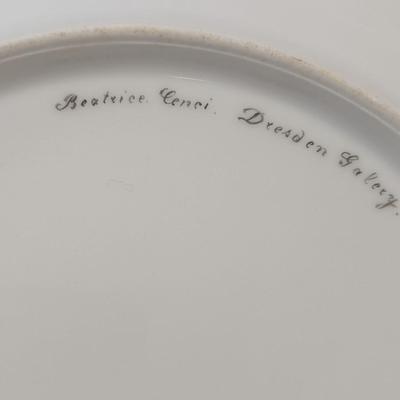 Set Of 8 Lamb Dresden Portrait Cabinet Plates