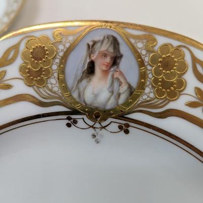 Set Of 8 Lamb Dresden Portrait Cabinet Plates