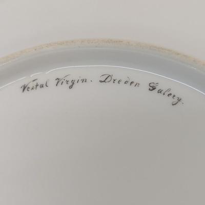 Set Of 8 Lamb Dresden Portrait Cabinet Plates