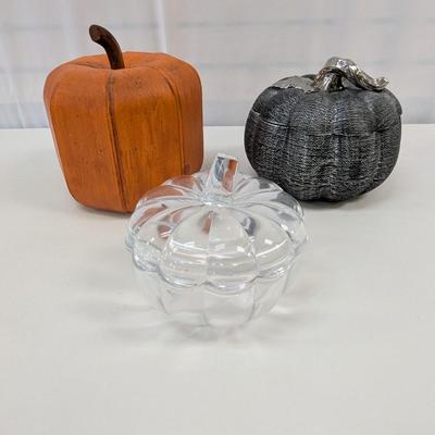 Sale Photo Thumbnail #248: Wooden Ceramic & Glass Pumpkin Decor