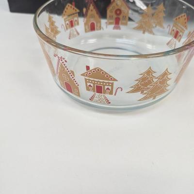 Pyrex Gingerbread House Bowl Clear Christmas Plate