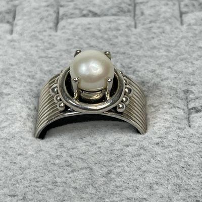 Wide Sterling and Pearl ring size 10
