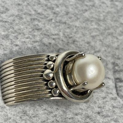 Wide Sterling and Pearl ring size 10