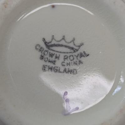 Crown Royal & Radnor Bone China Flowers Staffordshire England