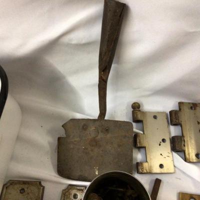 Enamel Covered Dish, Door Hinges, Door Face Place, Buggy Step, Door Knob