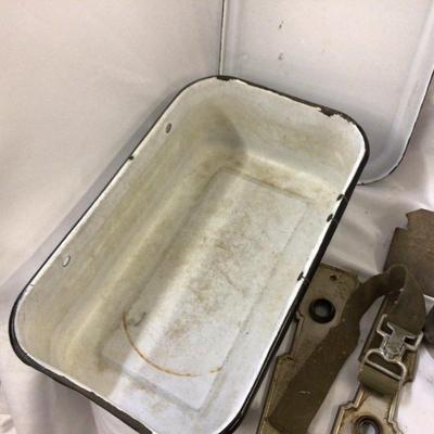 Enamel Covered Dish, Door Hinges, Door Face Place, Buggy Step, Door Knob
