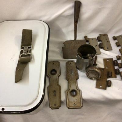 Enamel Covered Dish, Door Hinges, Door Face Place, Buggy Step, Door Knob