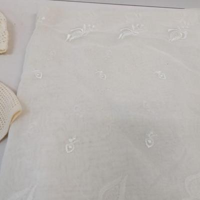 Vintage Linen Handcrafted Kippah Hand Woven Decorated Rug