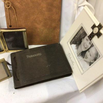 Scrapebooks, Photo Books,and Photo Frames Lot