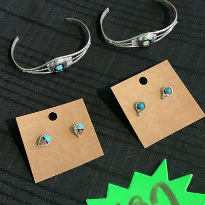 X82-Jewelry Lot