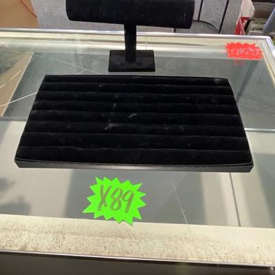 X89-Jewelry displays