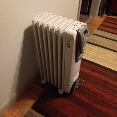 WORKING DELONGHI RADIATOR ELECTRIC HEATER