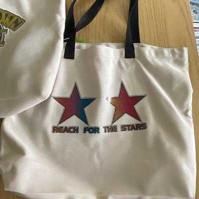 X96-Canvas tote trio