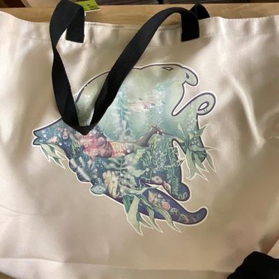 X97-Canvas tote pair