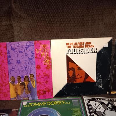 VINYL RECORDS AND SHEET MUSIC BOOKS