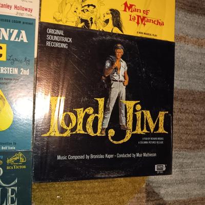 MOTION PICTURE SOUNDTRACKS ON VINYL RECORDS