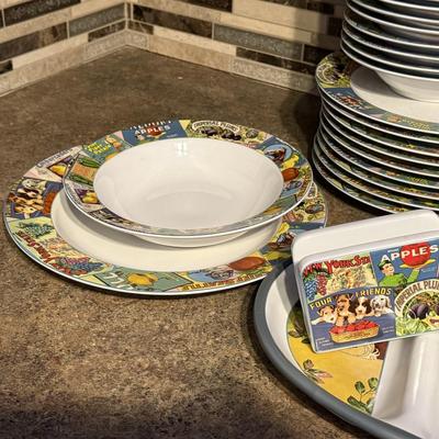 Sakura by Oneida Dishes/Servings dishes, plus