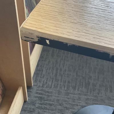 X106-Cute table with one stool