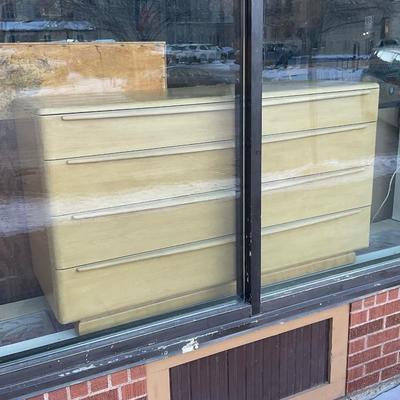 X119-Vintage Dresser