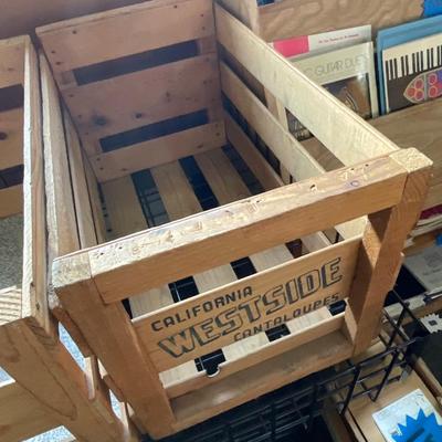 X120-Crates plus metal display