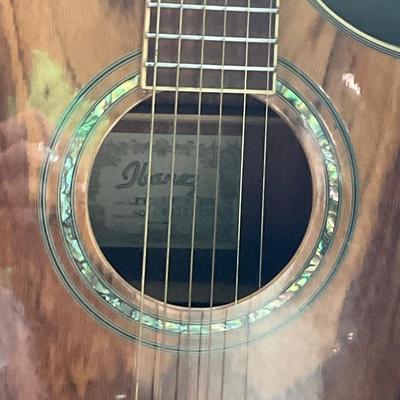 X136-Ibanez Guitar w case
