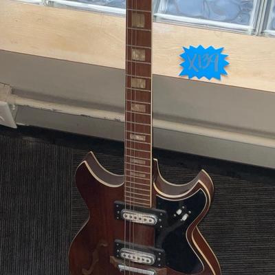 X139-Guitar – see photos