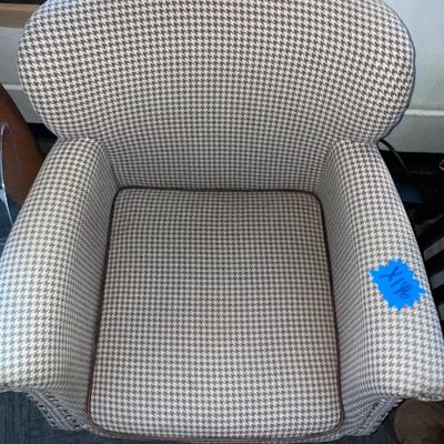 X146-Armchair