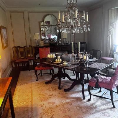 BURTON -CHING LTD DINING ROOM TABLE & 4 CHAIRS
CARPET R COURT