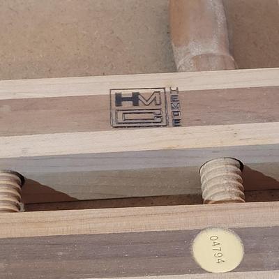 Five Hand-screw Wooden Clamps (WM-EL)