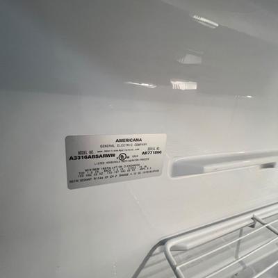 Americana White Refrigerator (BG-MG)