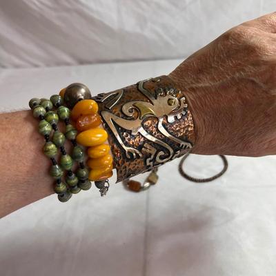 Beaded Necklaces & Bracelets (K-RG)