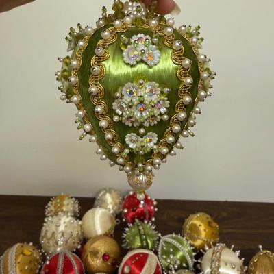 Beautiful Beaded Ornaments (GB-BM)
