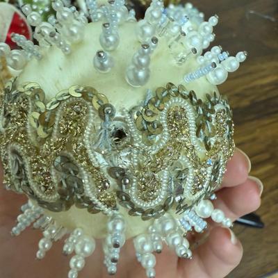 Beautiful Beaded Ornaments (GB-BM)