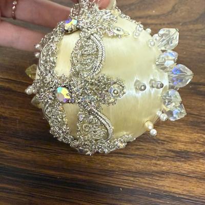 Beautiful Beaded Ornaments (GB-BM)