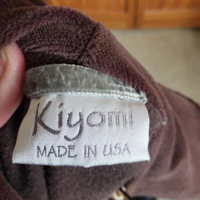Kiyomi and Peruvian Connections Robes (PC-KD)